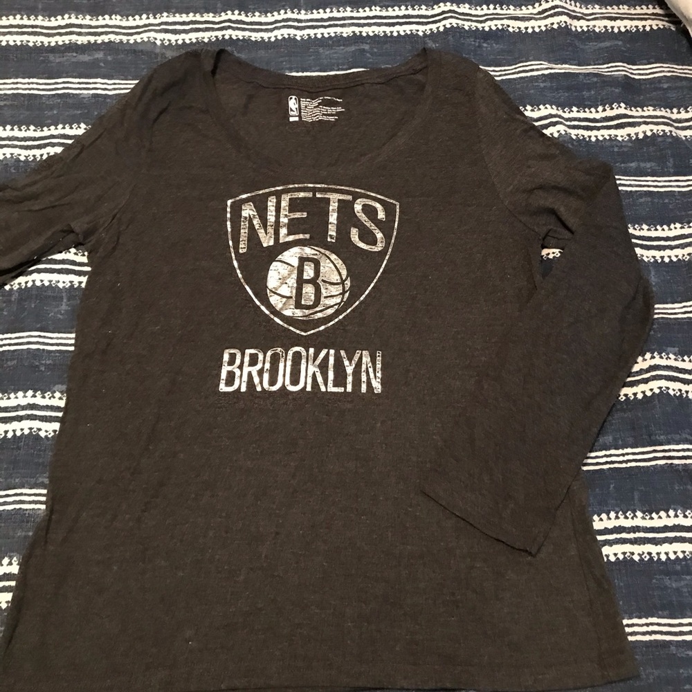 NBA NETS TEE